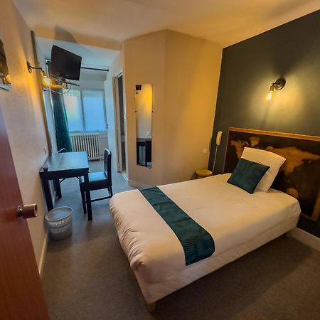 Logis Hotel Restaurant Des Voyageurs Tarnac Экстерьер фото