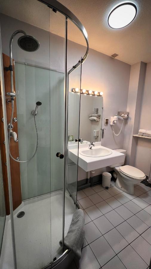 Logis Hotel Restaurant Des Voyageurs Tarnac Экстерьер фото