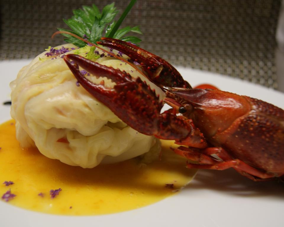 Logis Hotel Restaurant Des Voyageurs Tarnac Экстерьер фото