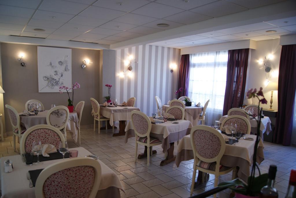 Logis Hotel Restaurant Des Voyageurs Tarnac Номер фото
